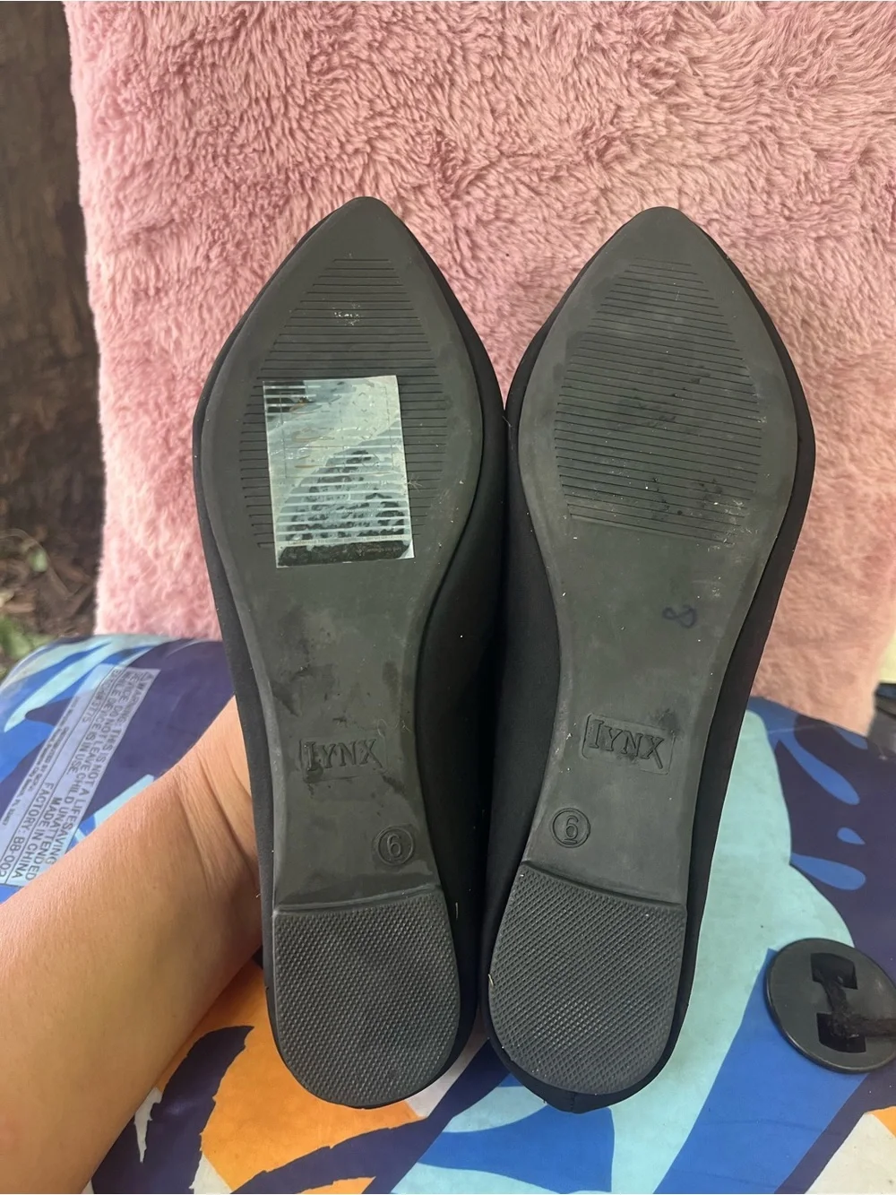 Ladies Black Pointed Toe Flats by